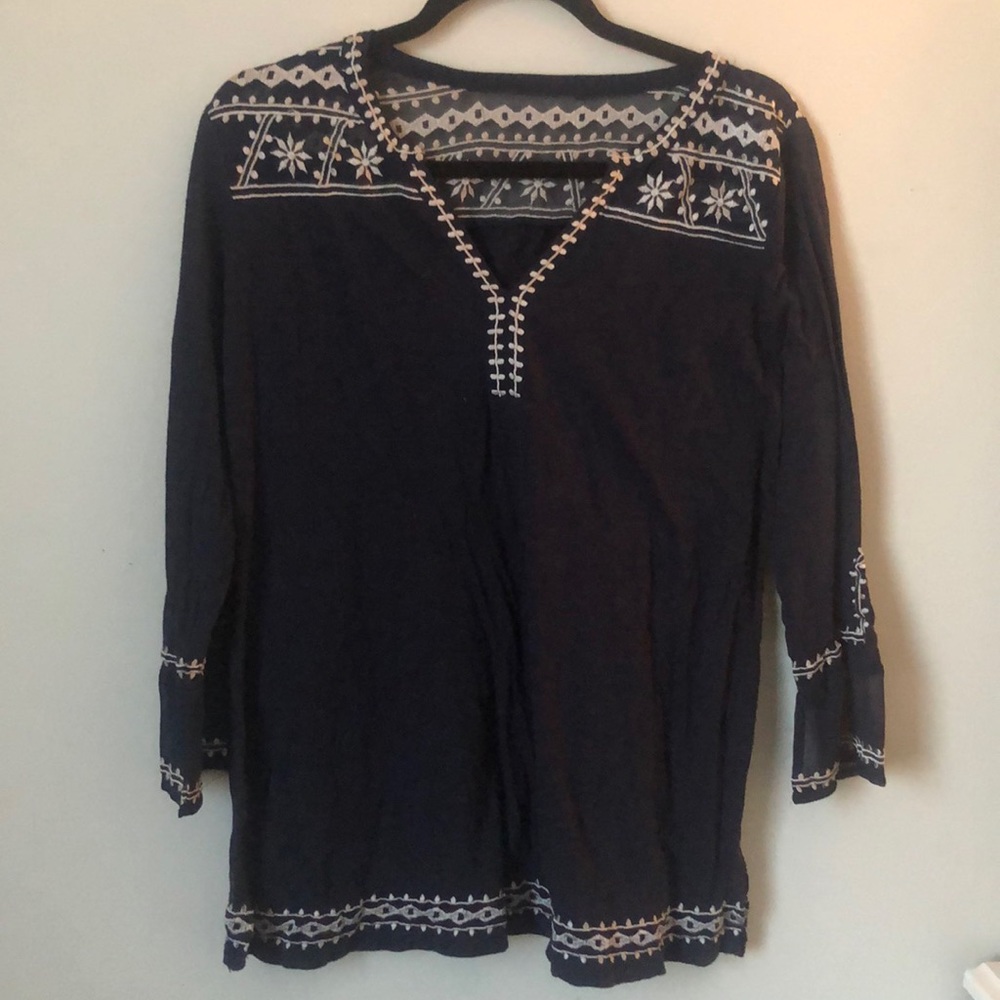 Tunic w/ embroidered details